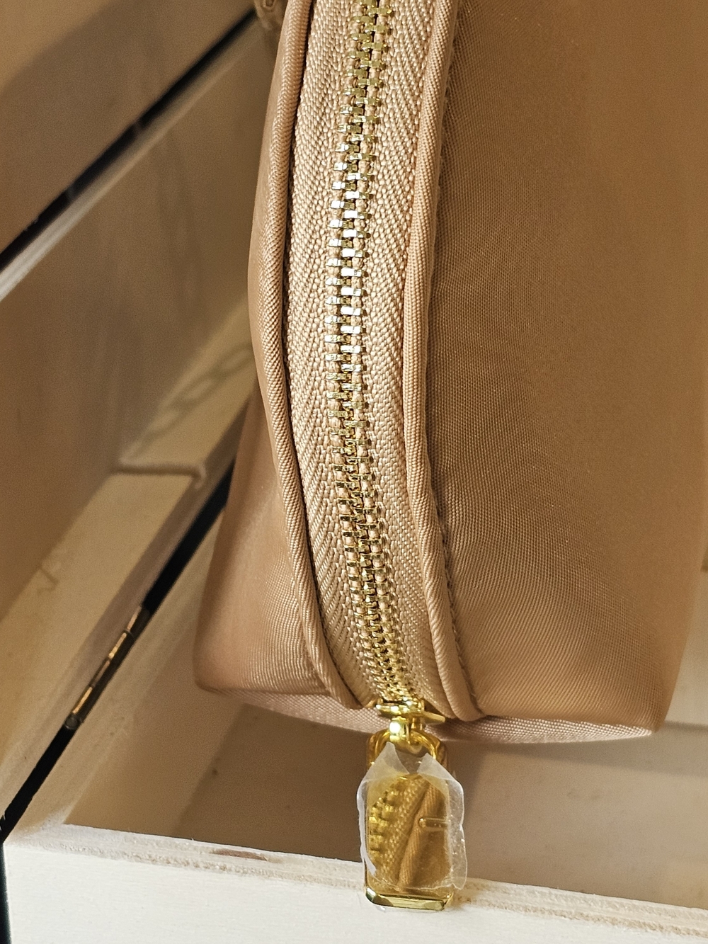 Burberry Tan Clutch with Gold Crosbody Chain Added NWOT - Picture 8 of 16